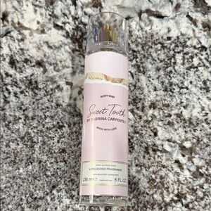 Sweet Tooth by Sabrina Carpenter body mist